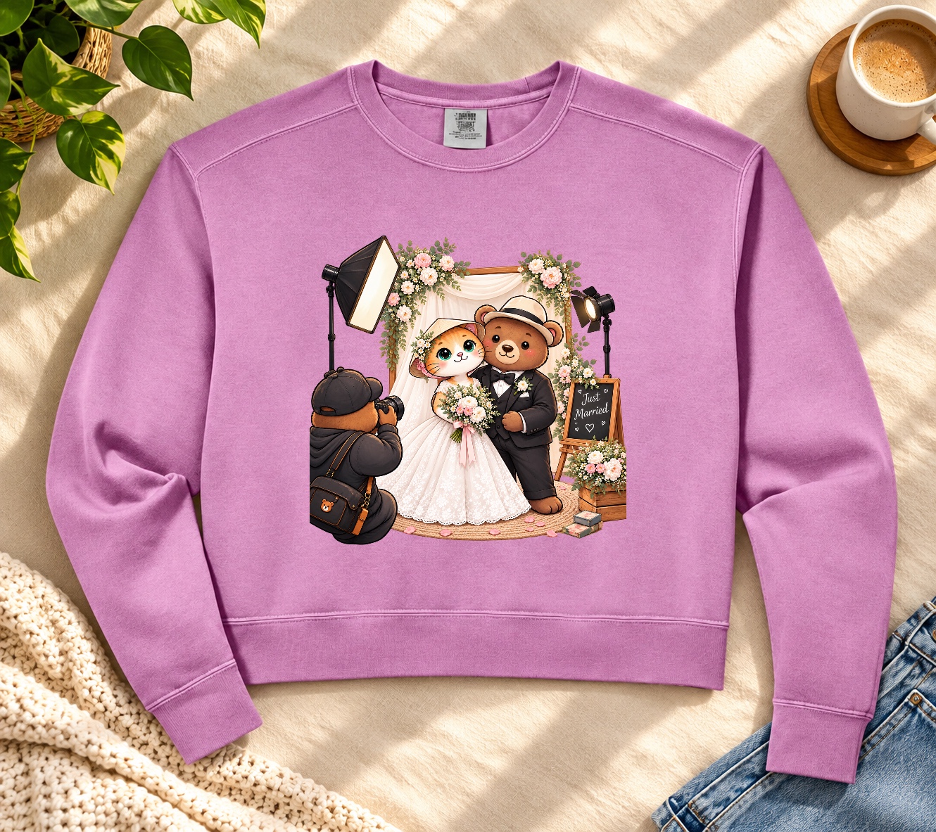 XinChao.Asia Wedding Cat & Bear Crop Sweatshirt - Cozy Cute